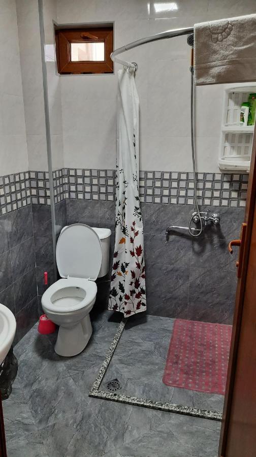 Hotel Central Kutaiszi Kültér fotó