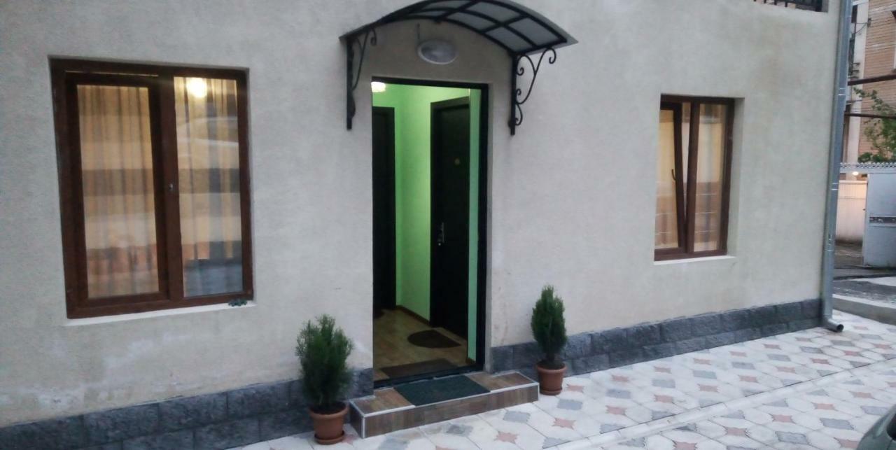 Hotel Central Kutaiszi Kültér fotó