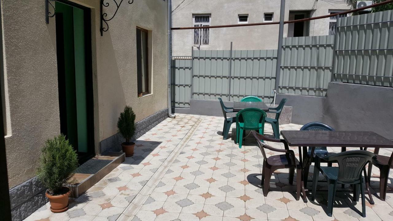 Hotel Central Kutaiszi Kültér fotó